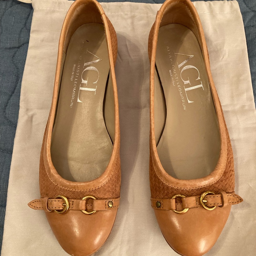 AGL leather ballet flats